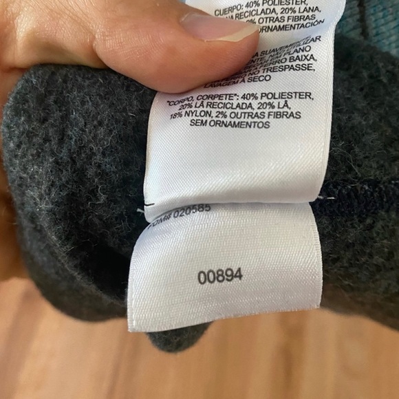 Mountain Hardware Blue Gray Cowl Wool Pullover - Picture 5 of 9